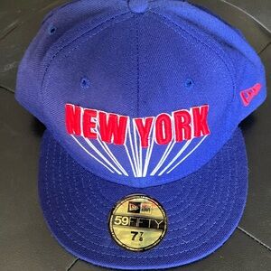 New Era New York Blue and Red Cap. Yankees backhit